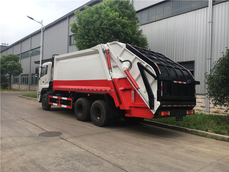 東風天龍壓縮垃圾車（18-20方）