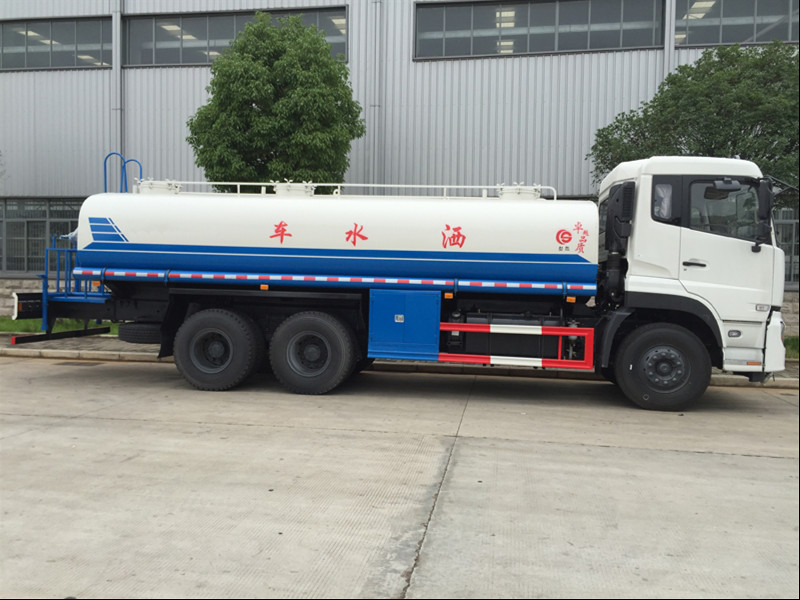 東風(fēng)天龍灑水車(chē)（16-20噸）
