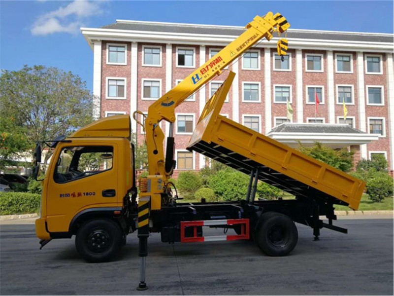 時(shí)風(fēng)藍(lán)牌4噸隨車吊帶自卸（藍(lán)牌）
