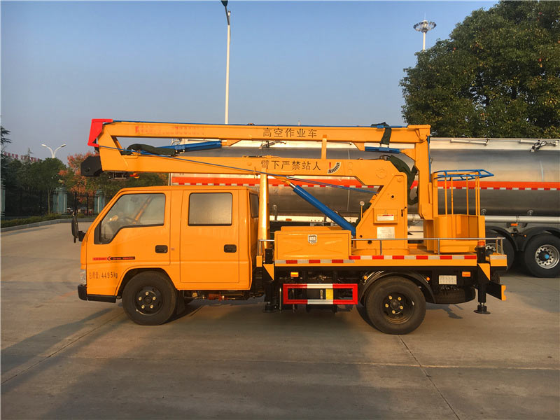 江鈴順達12米高空作業(yè)車