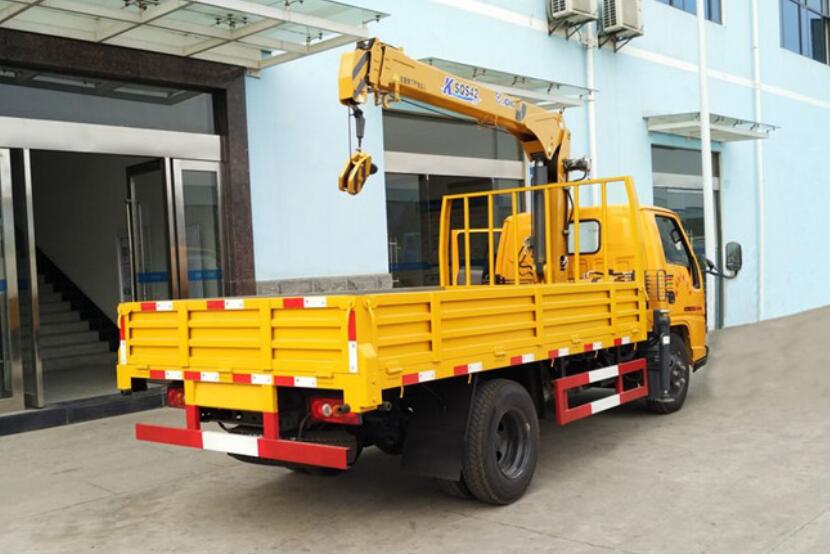 江鈴順達(dá)徐工隨車吊（藍(lán)牌）