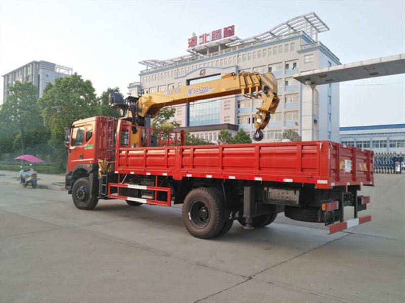 東風特商徐工8噸隨車吊