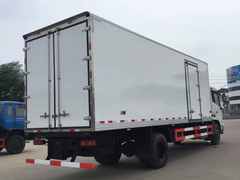 東風(fēng)天錦冷藏車（7.8米）