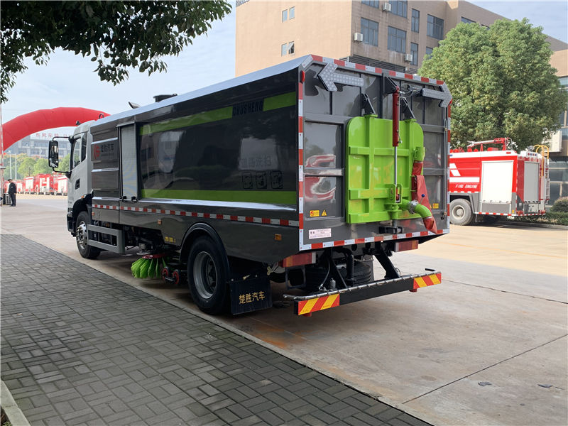 東風(fēng)天錦洗掃車國六（8.6水/7塵）