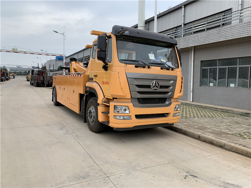 重汽豪瀚13噸清障車(chē)