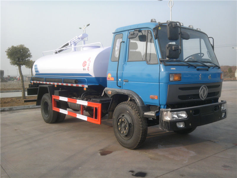 東風(fēng)153吸糞車（10-12噸）