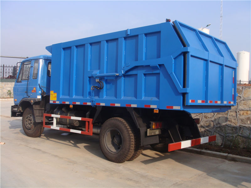 東風(fēng)對(duì)接垃圾車（15-17方）