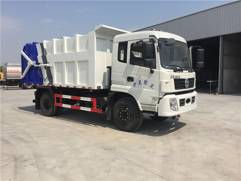 東風(fēng)對(duì)接式垃圾車(chē)（10-12噸）