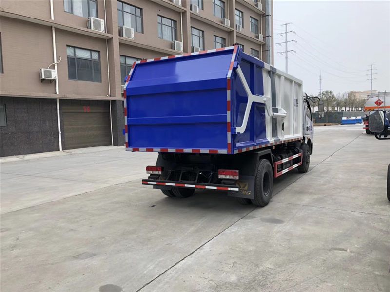 東風多利卡對接垃圾車（12-15方）