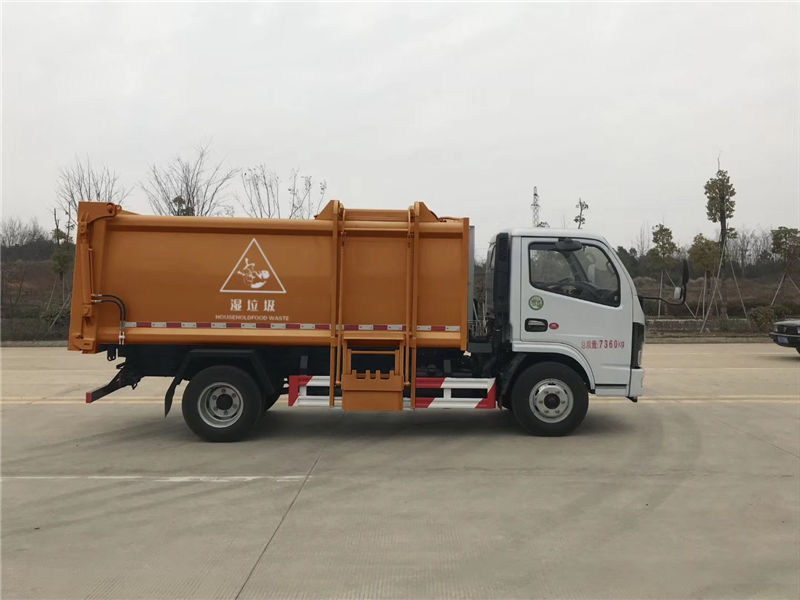 東風掛桶垃圾車（4-5方國六）