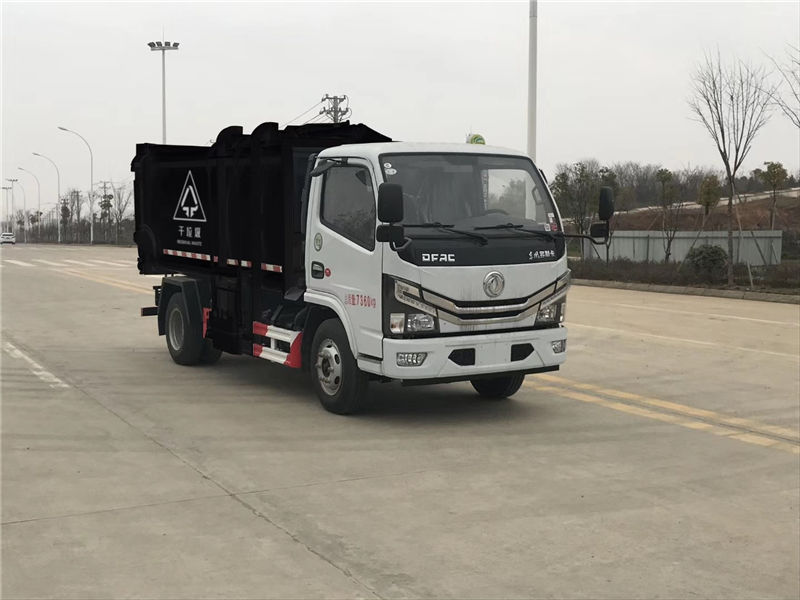 東風掛桶垃圾車（4-5方國六）