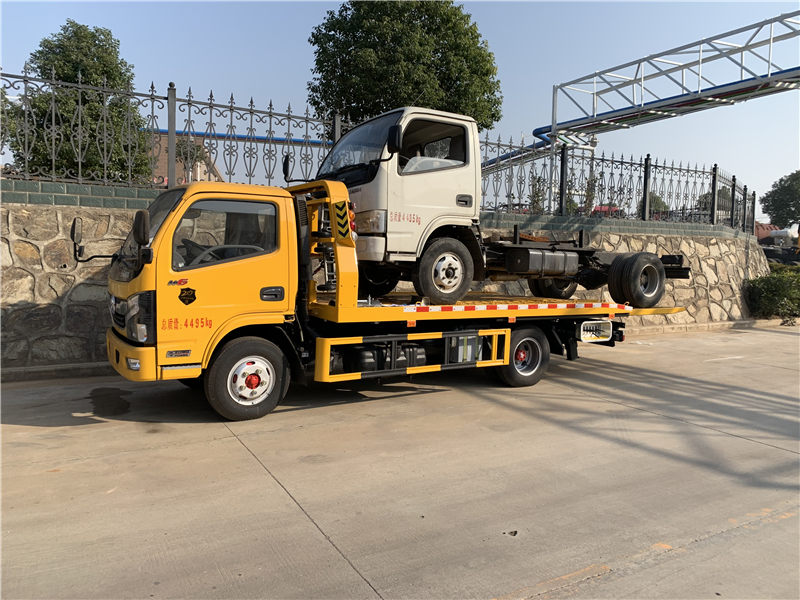 東風(fēng)凱普特藍(lán)牌清障車(chē)（3噸）