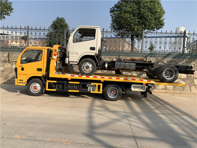 東風(fēng)凱普特藍(lán)牌清障車(chē)（3噸）