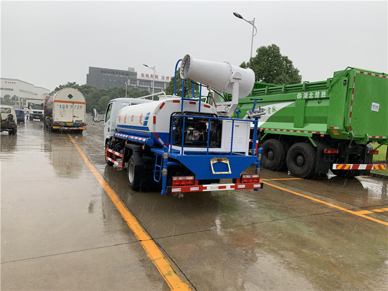 東風多利卡霧炮車（國六3-5噸）